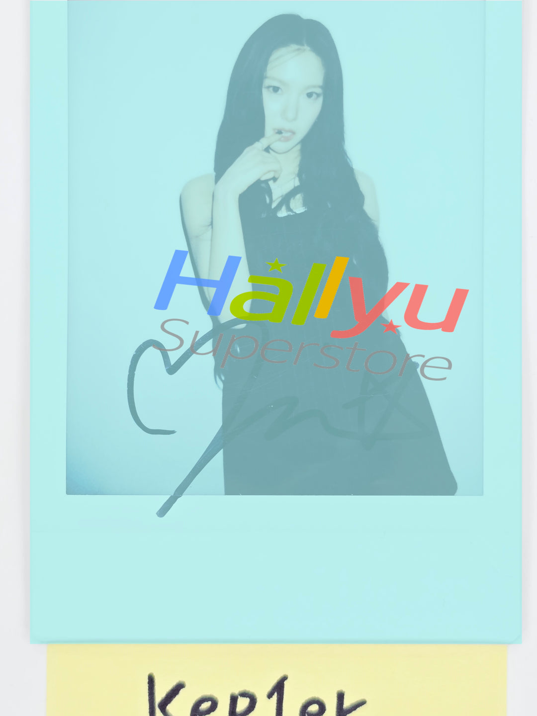 YUJIN (of Kep1er) - Hand Autographed(Signed) Polaroid [26.04.17]