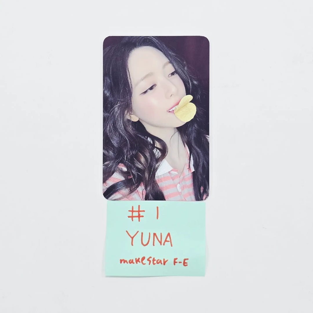 YUNA (of ITZY) "Ice Cream" - Makestar Fansign Event Photocard R3 [26.04.30]