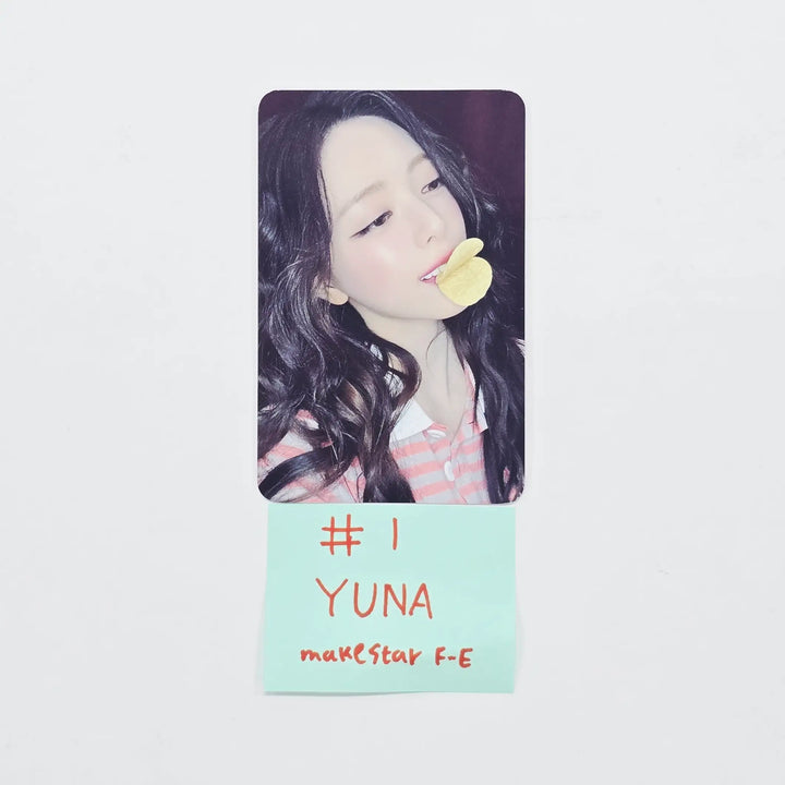 YUNA (of ITZY) "Ice Cream" - Makestar Fansign Event Photocard R3 [26.04.30]