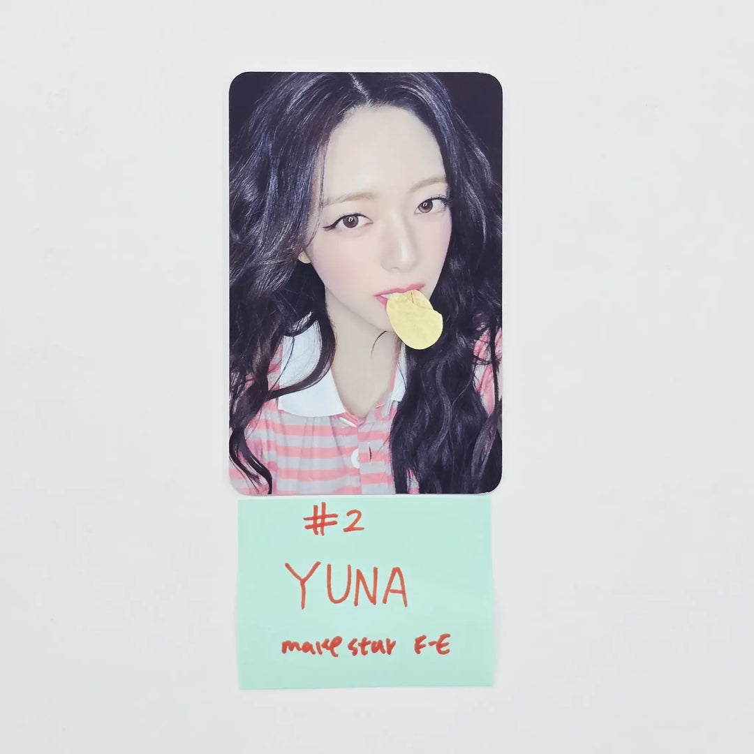 YUNA (of ITZY) "Ice Cream" - Makestar Fansign Event Photocard R3 [26.04.30]