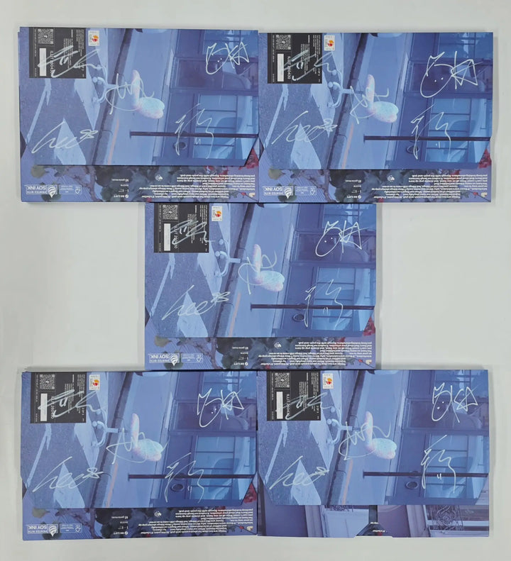 ILLIT "MAMIHLAPINATAPAI" - Hand Autographed(Signed) Promo Album [26.05.04]