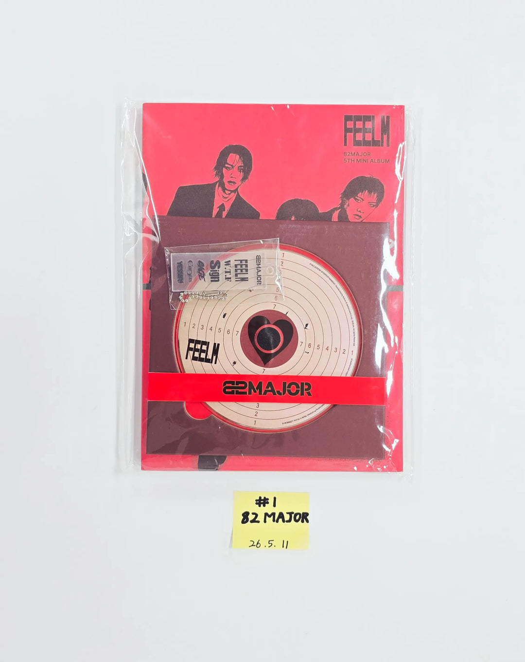 82MAJOR "FEELM" - Hand Autographed(Signed) Promo Album [26.05.11]