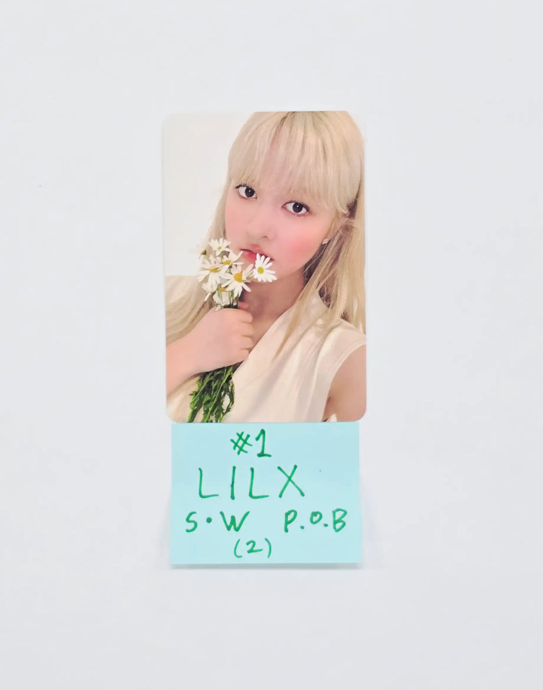 NMIXX "Heavy Serenade" - Soundwave Pre-Order Benefit Photocard, ID Photocard [26.05.14]