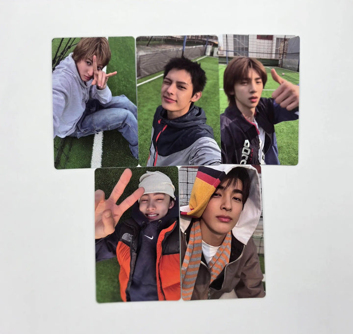 CORTIS "GreenGreen" - Weverse Shop YouTube Gift Event Photocard (REDRED MV) [26.05.15]