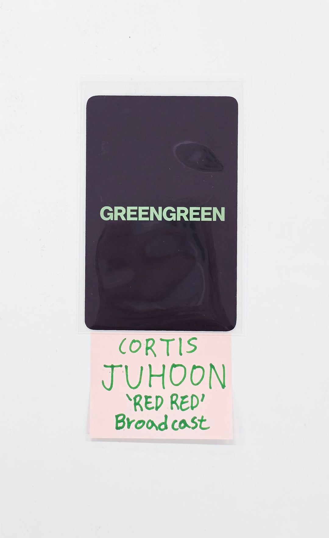 JUHOON (of CORTIS) "REDRED" - Broadcast Photocard [26.05.18]