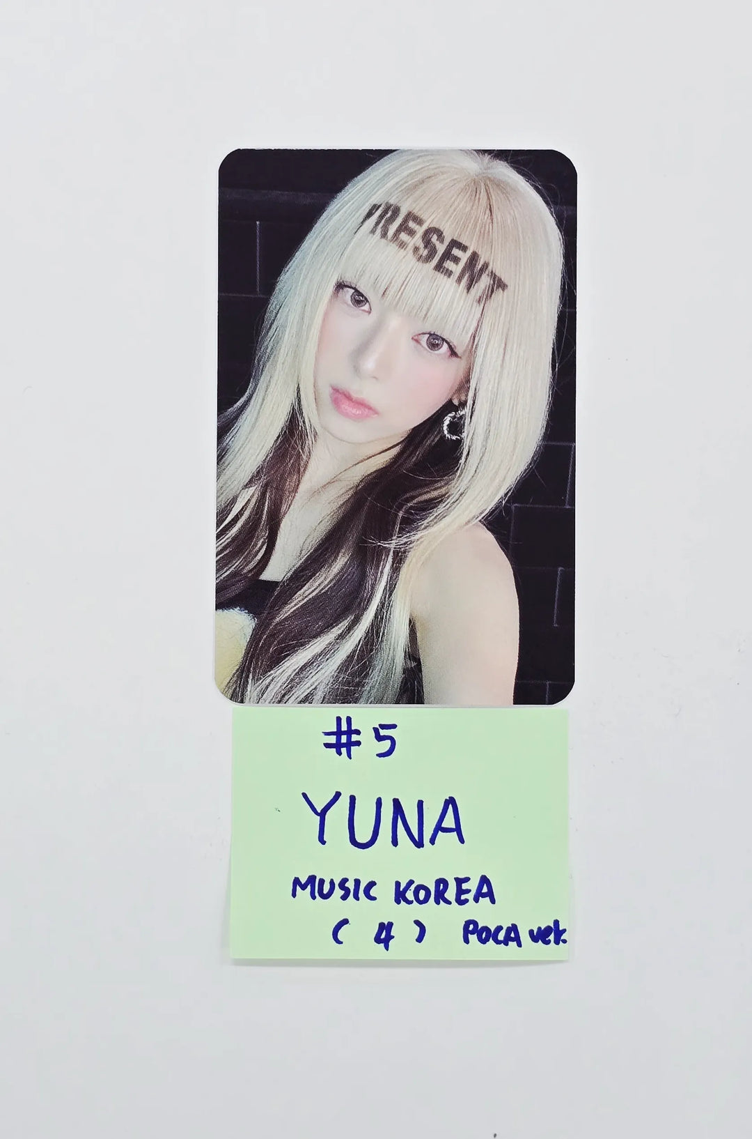ITZY "Motto" - Music Korea Pre-Order Benefit Photocard (POCAALBUM Ver.) [26.05.20]