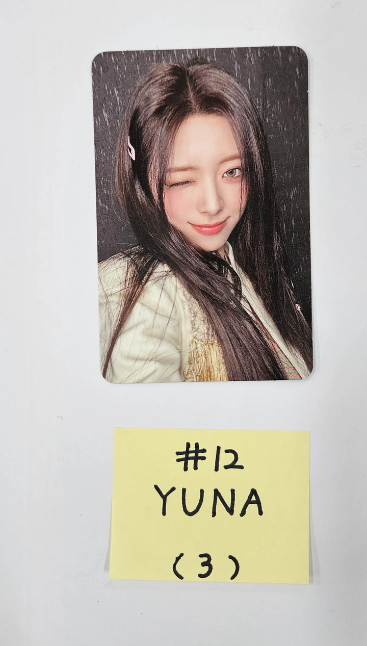 ITZY "Motto" - Official Photocard [26.05.20] [Restocked 05/26]