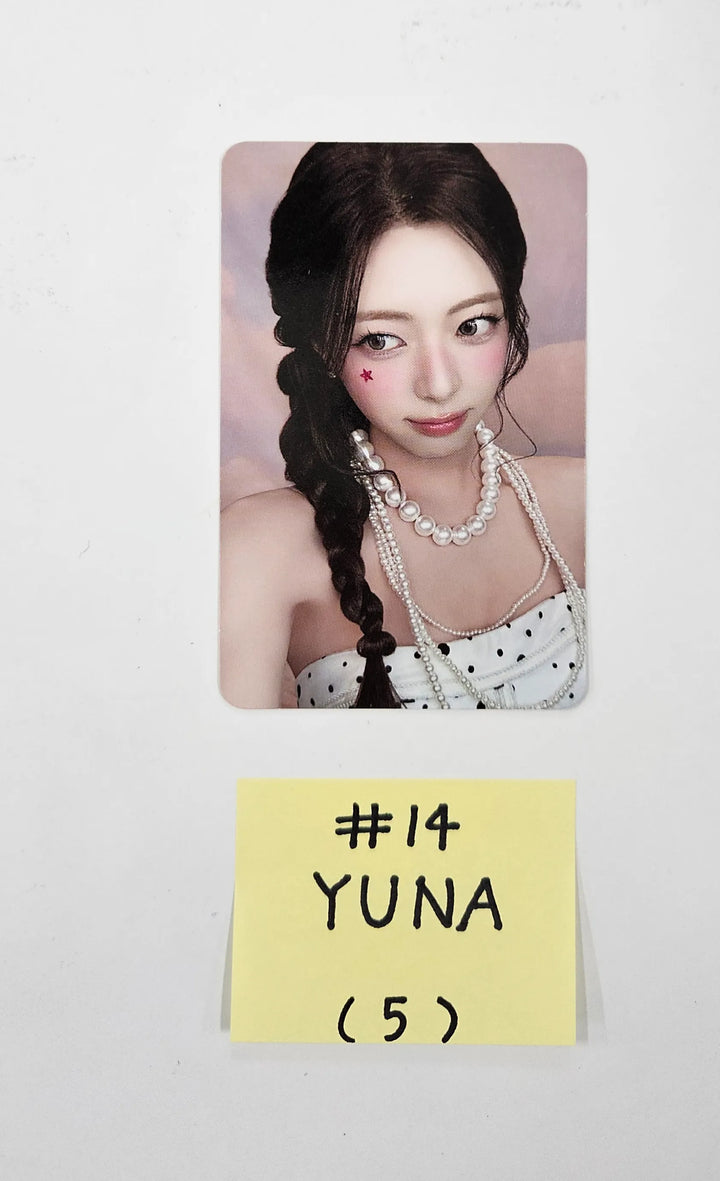 ITZY "Motto" - Official Photocard [26.05.20] [Restocked 05/26]