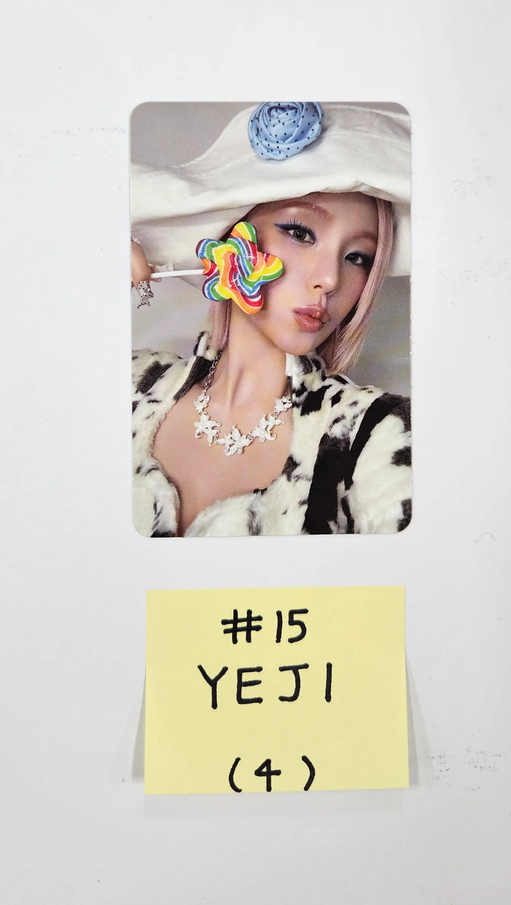 ITZY "Motto" - Official Photocard [26.05.20] [Restocked 05/26]
