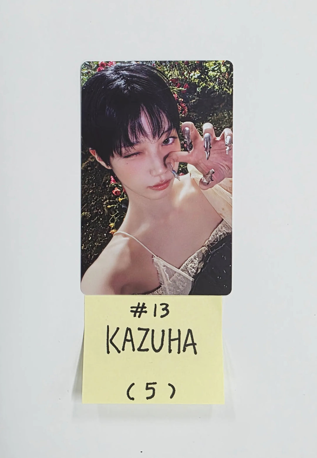 LE SSERAFIM "PUREFLOW" - Official Photocard [26.05.22] (Restocked 6/16)