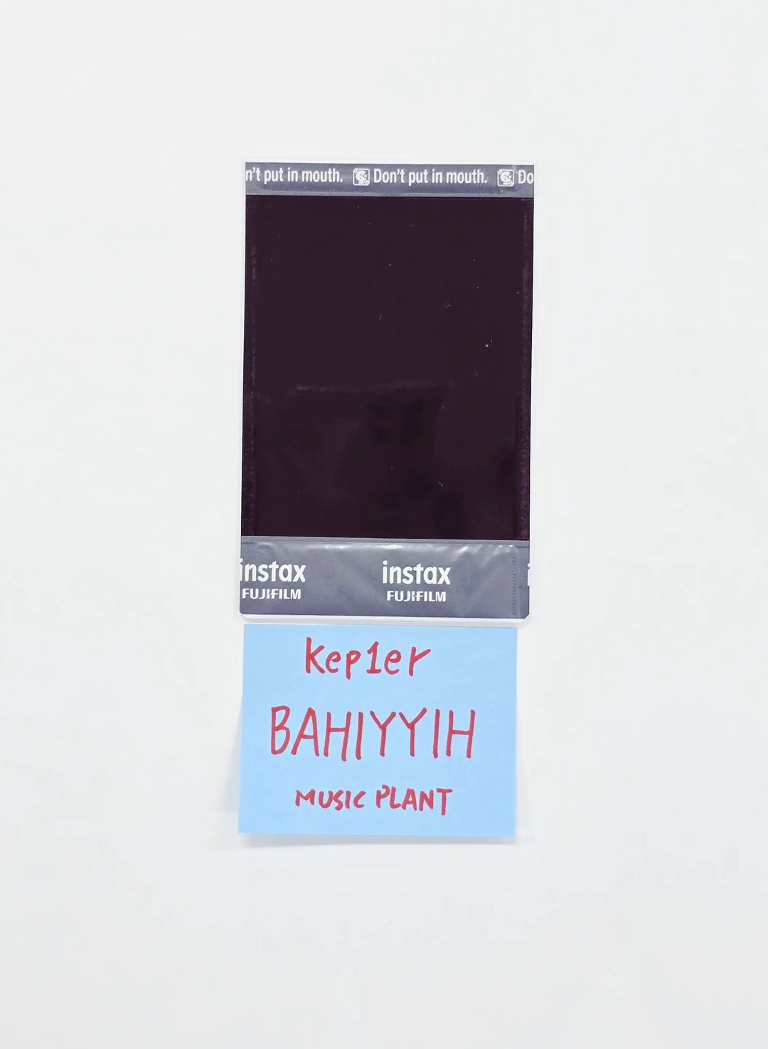 BAHIYYIH (of Kep1er) - Hand Autographed(Signed) Polaroid [26.05.26]