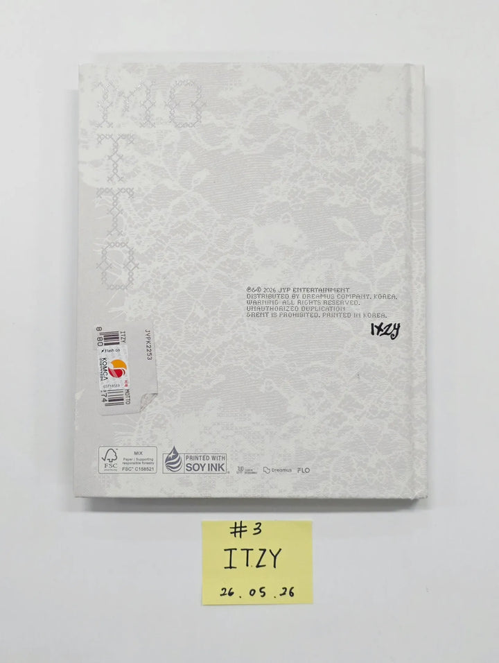 ITZY "Motto"- Hand Autograhped(Signed) Promo Album [26.05.26]