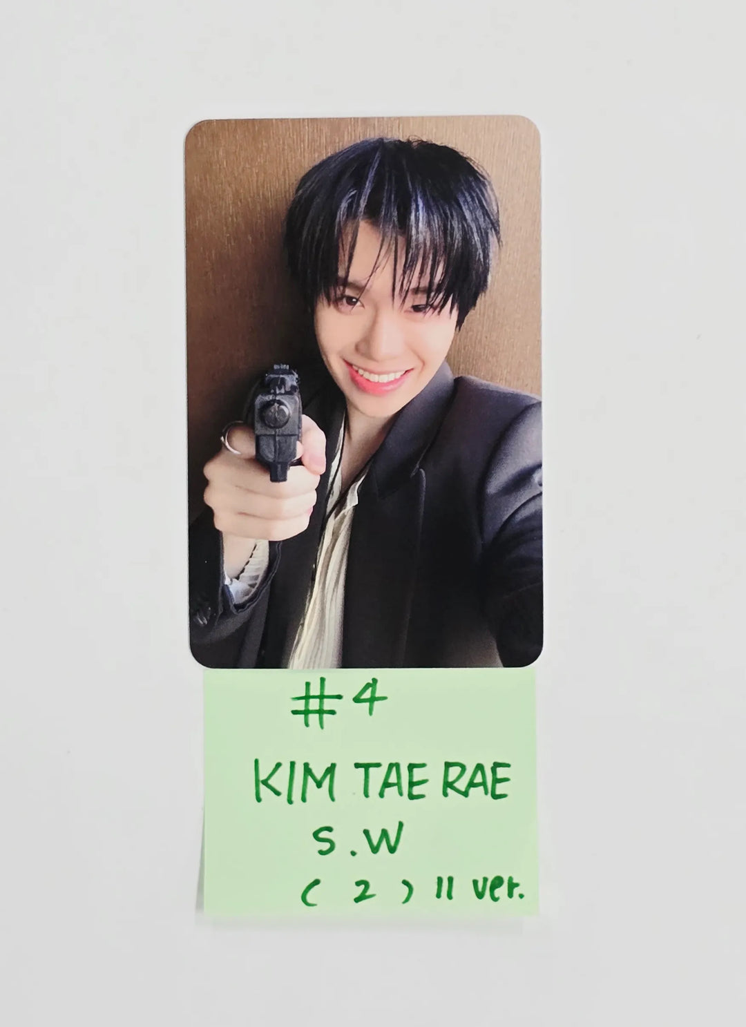 ZEROBASEONE The 6th Mini Album "Ascend-" - Soundwave Pre-Order Benefit Photocard (11 Ver.) [26.05.27]