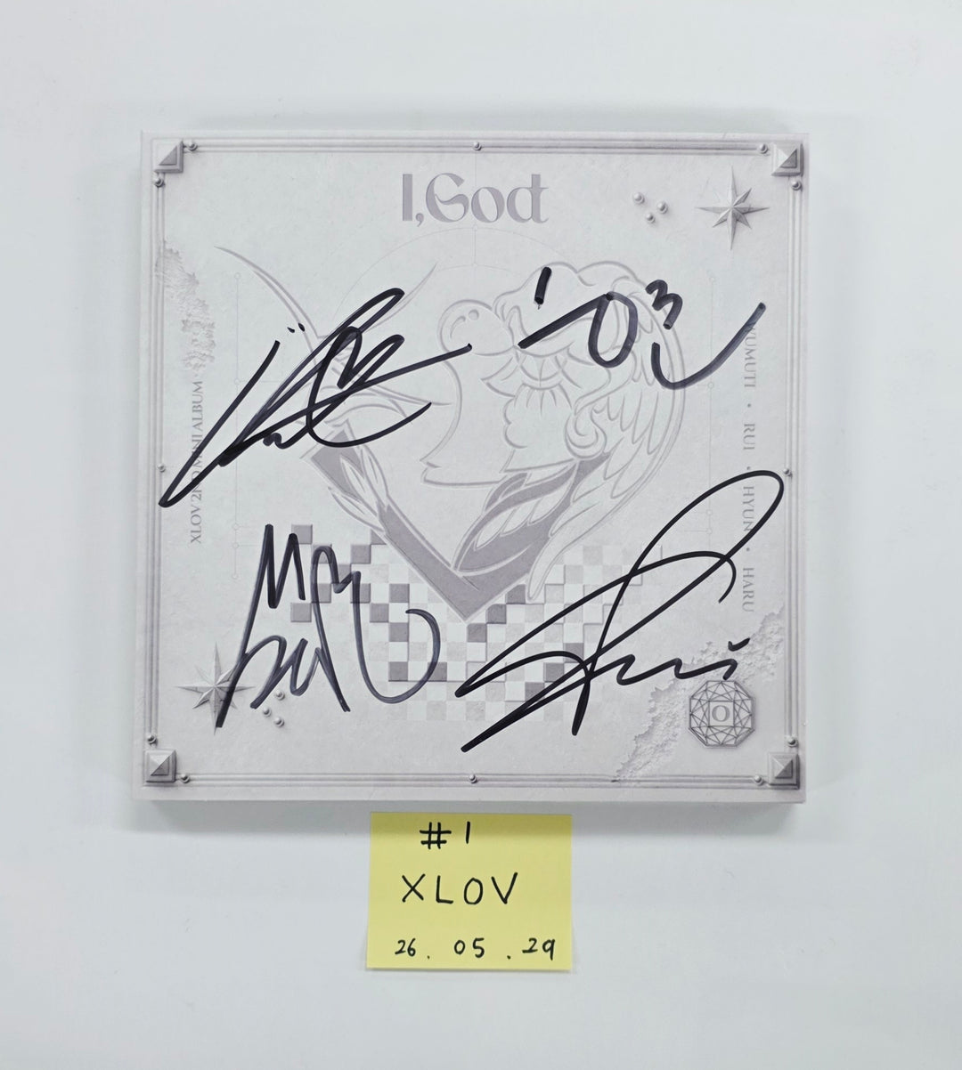 XLOV "I,God" - Hand Autographed(Signed) Promo Album [26.05.29]