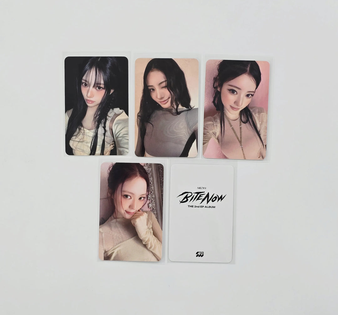 MEOVV THE 2nd EP ALBUM "BITE NOW" - Soundwave POP-UP Store Lucky Draw Event Photocard (MEOVV Ver.) [26.06.01]