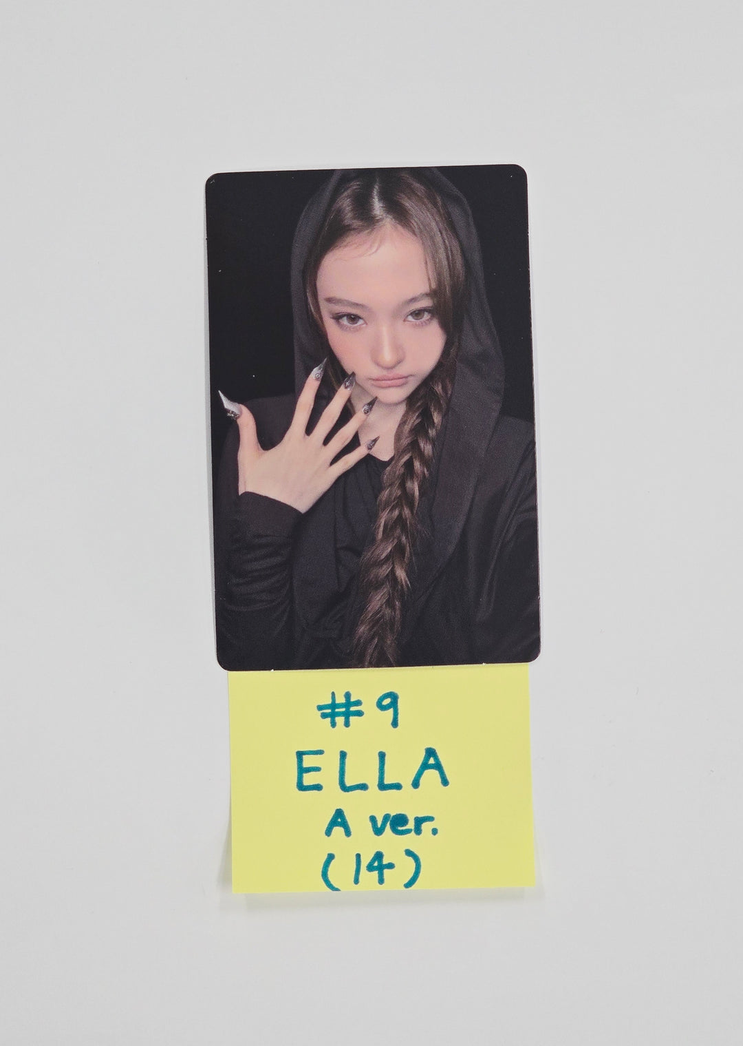 MEOVV THE 2nd EP ALBUM "BITE NOW" - POP-UP Store Random Trading Photocard (A,B Ver.)[26.06.01]