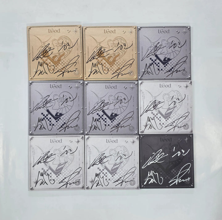 XLOV "I,God" - Hand Autographed(Signed) Promo Album [26.06.01]