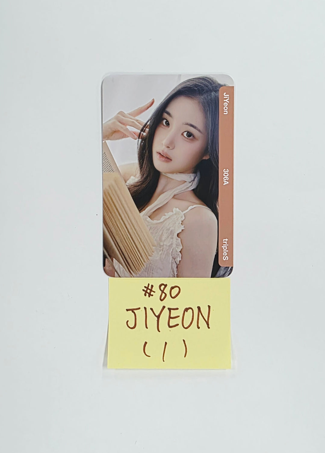 TripleS "LOVE&amp;POP pt.1" - Cream02 Double Class Object (304 ~307AA) (4) [26.06.02]