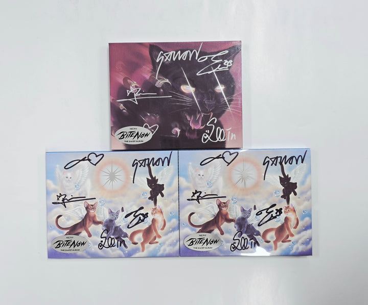 MEOVV "BITE NOW"  - Hand Autographed(Signed) Promo Album [26.06.08]
