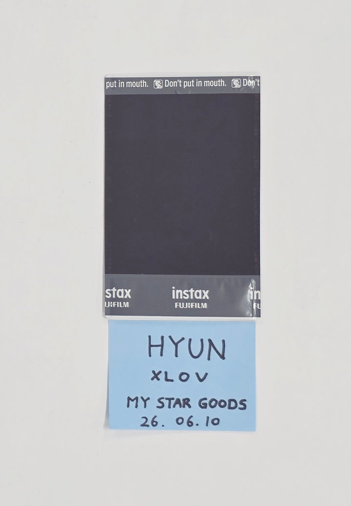 HYUN (of XLOV) "I,God" - Hand Autograhped(Signed) Polaroid [26.06.10]