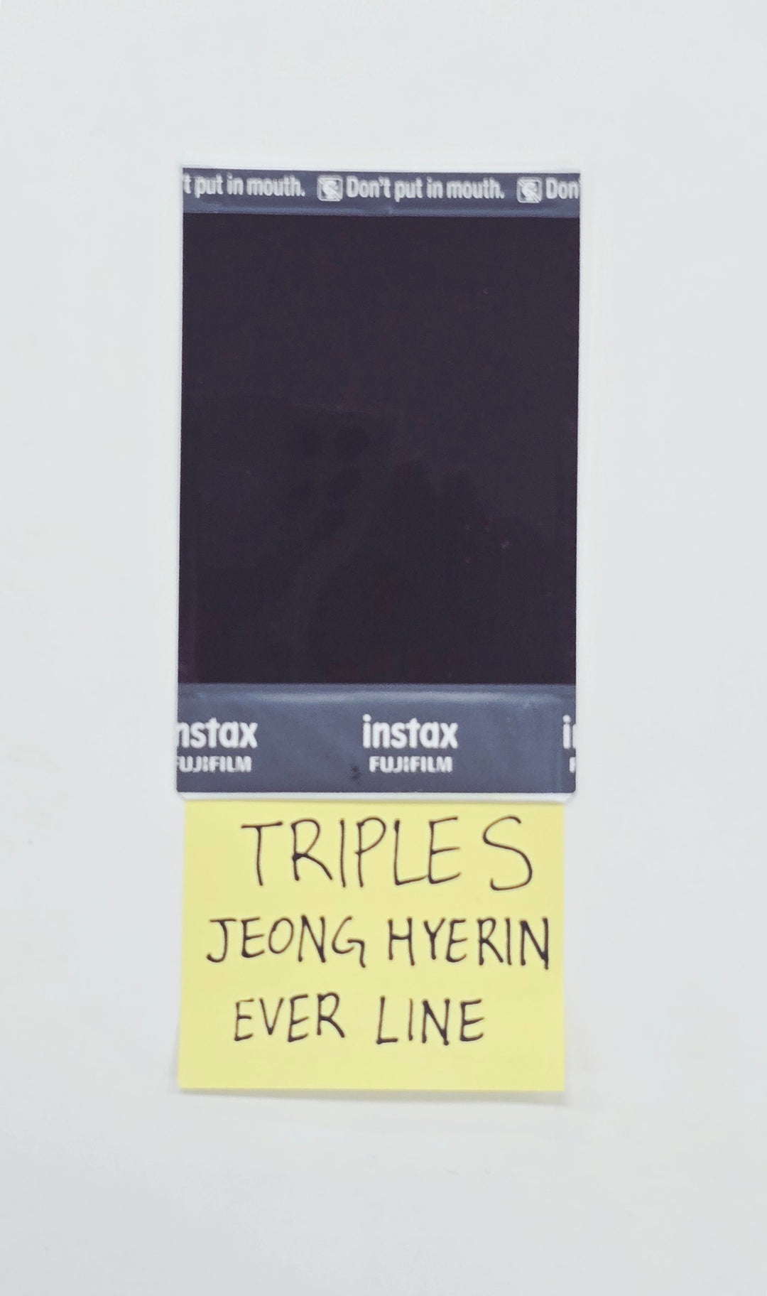 HYERIN (of TripleS) - Hand Autographed(Signed) Polaroid [26.06.11]