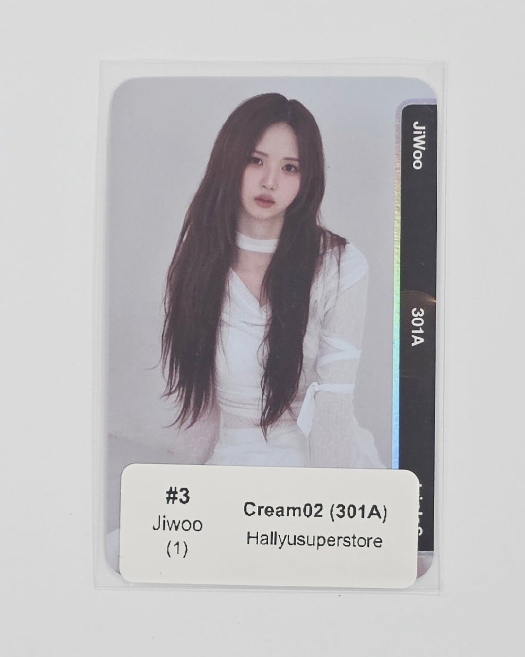 TripleS "LOVE&amp;amp;POP pt.1" - Official Objekt Music Album Photocard [26.06.12] (Restocked 6/18)