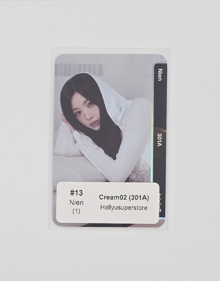 TripleS "LOVE&amp;amp;POP pt.1" - Official Objekt Music Album Photocard [26.06.12] (Restocked 6/18)