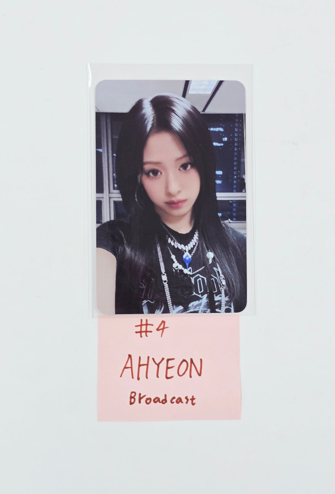 BABYMONSTER "SUGAR HONEY ICE TEA" - Broadcast Photocard [26.06.22]