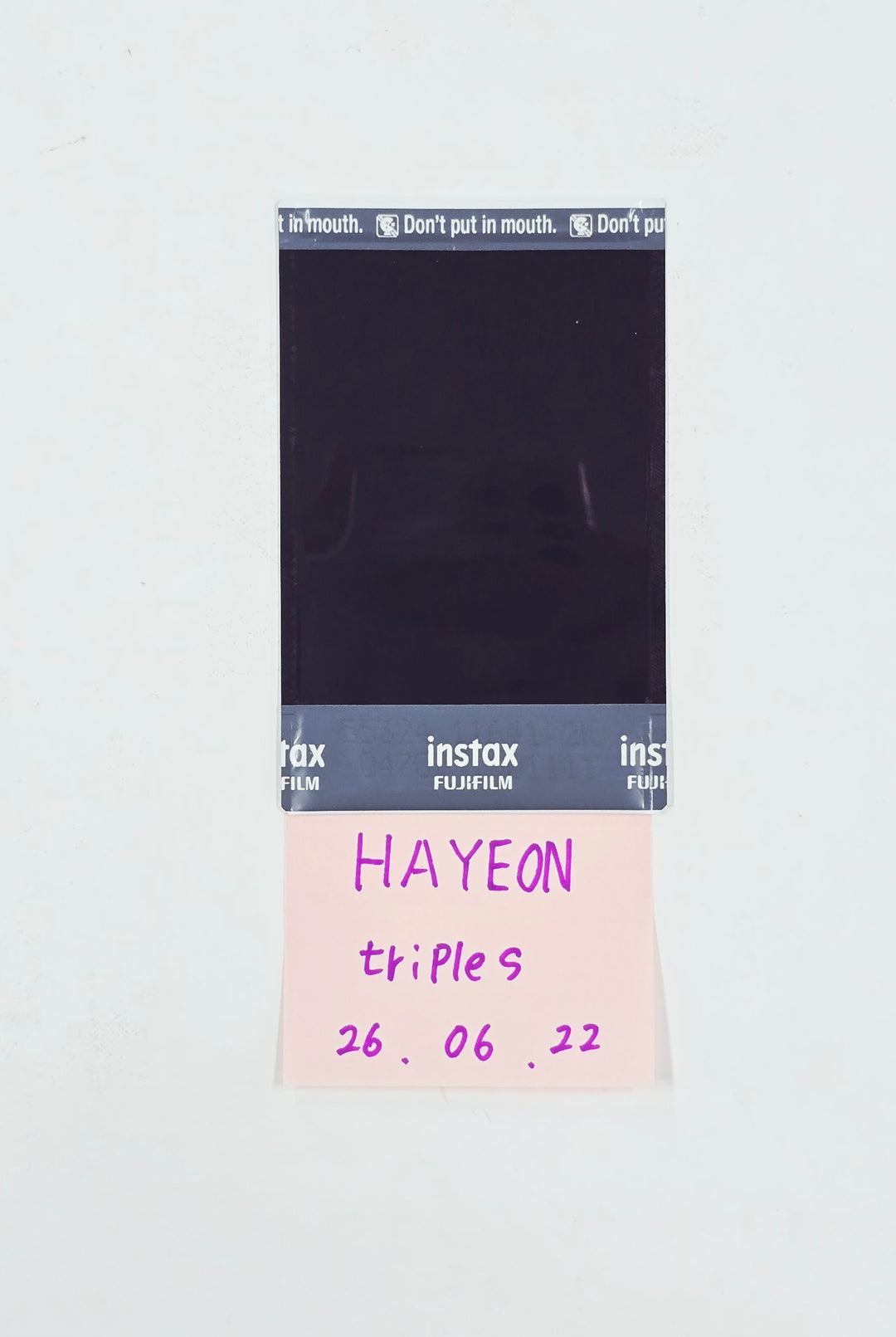 HAYEON (of Triples) - Hand Autographed(Signed) Polaroid [26.06.22]