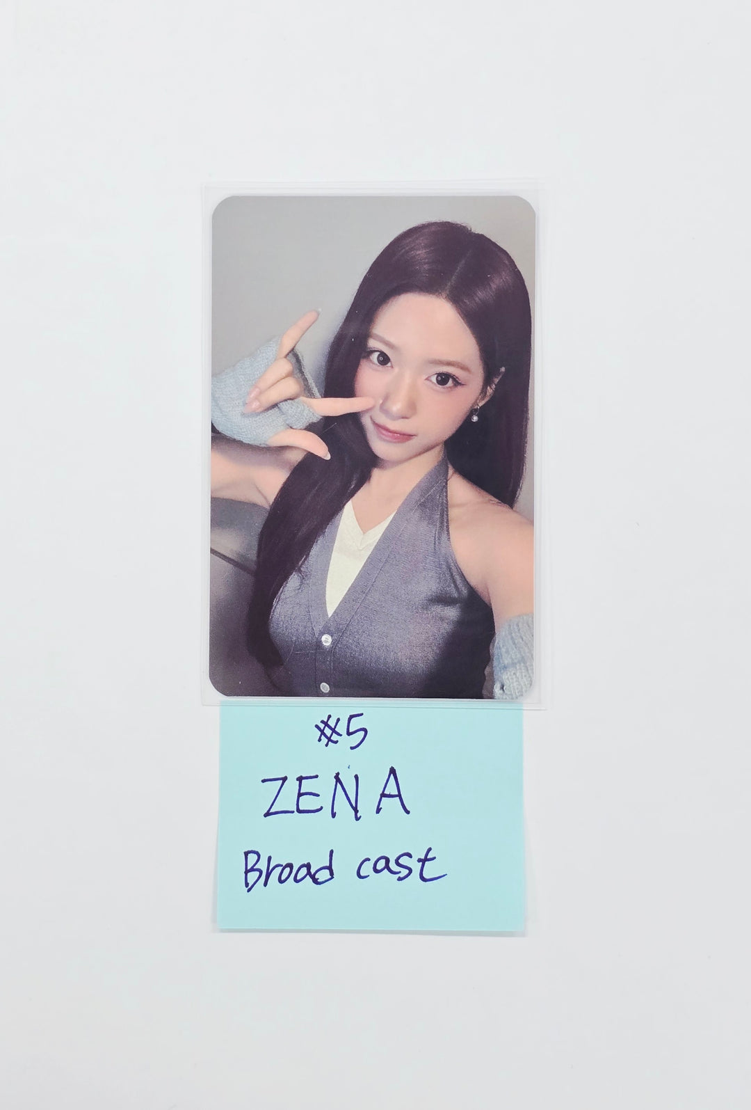 RESCENE "Lip bomb" - Broadcast Photocard [26.06.23]