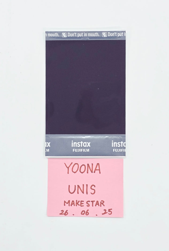 YOONA (of UNIS) - Hand Autographed(Signed) Polaroid [26.06.25]