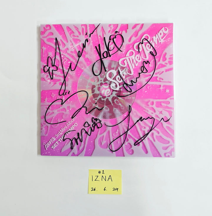 IZNA "SET THE TEMPO" - Hand Autographed(Signed) Promo Album [26.06.29]