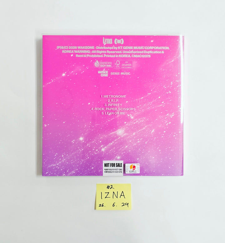 IZNA "SET THE TEMPO" - Hand Autographed(Signed) Promo Album [26.06.29]
