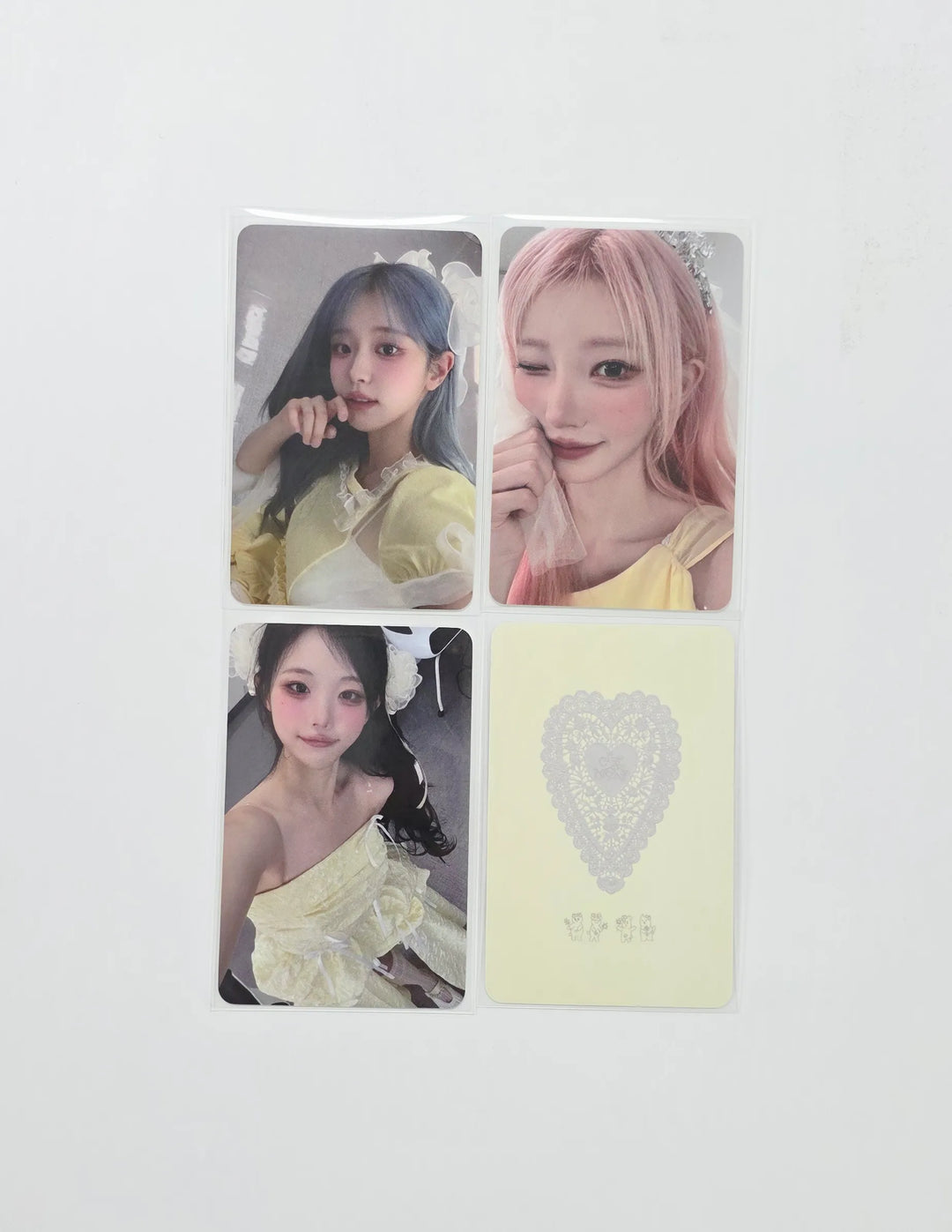 QWER - ENA Broadcast Photocard [26.07.02]