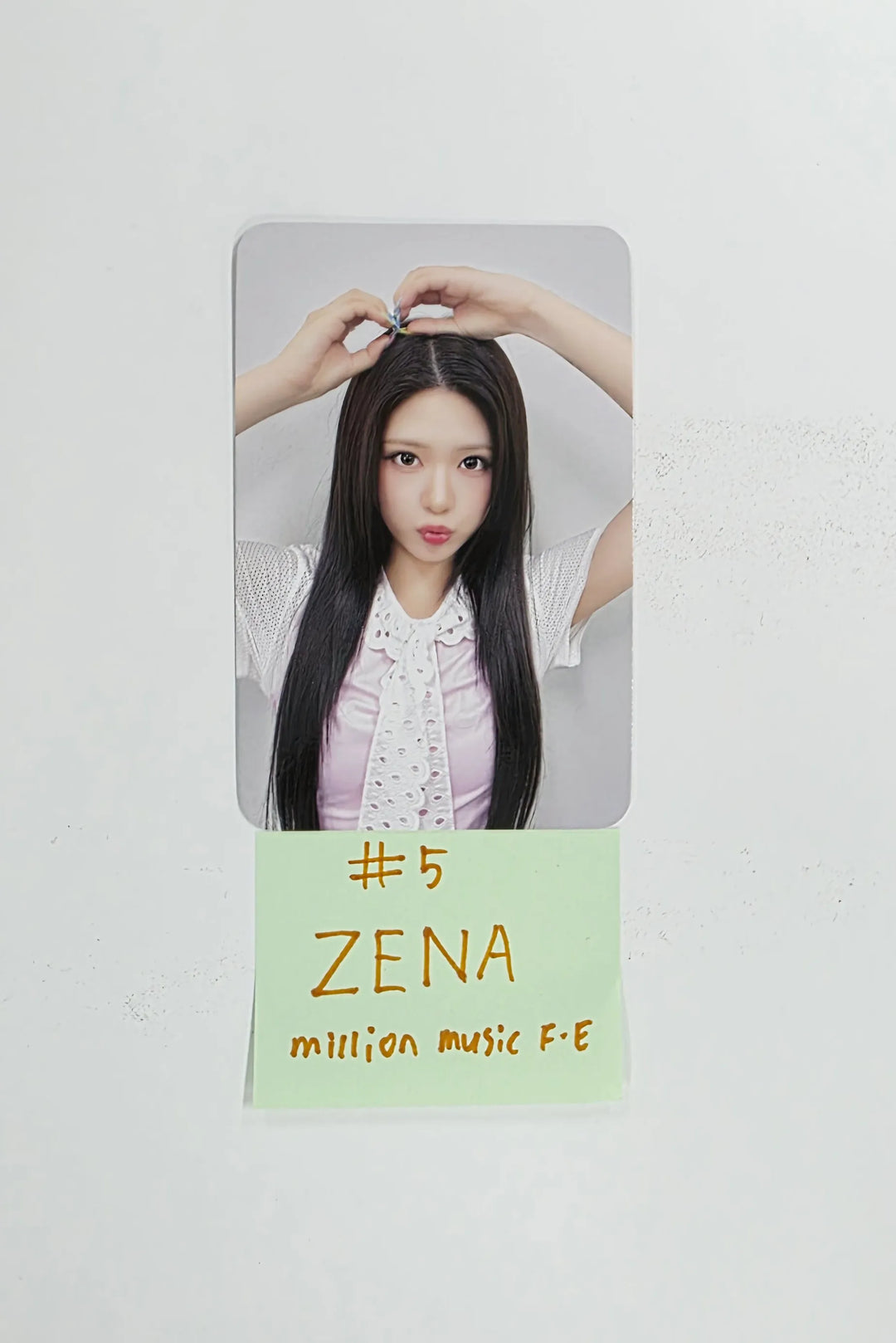 RESCENE "Dearest" - Million Music Fansign Event Photocard R2 [26.07.02]