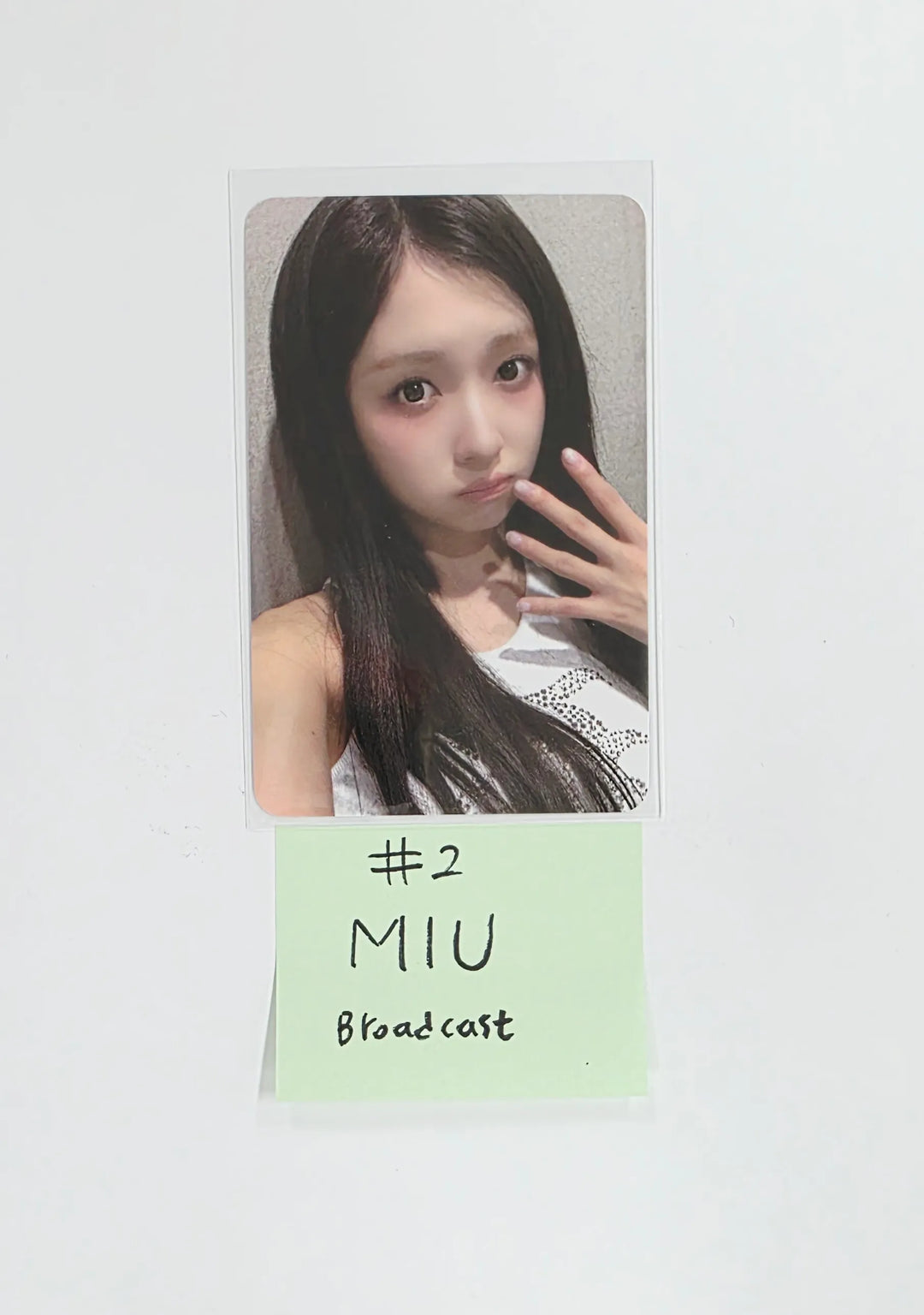 MADEIN - Broadcast Photocard [26.07.02]