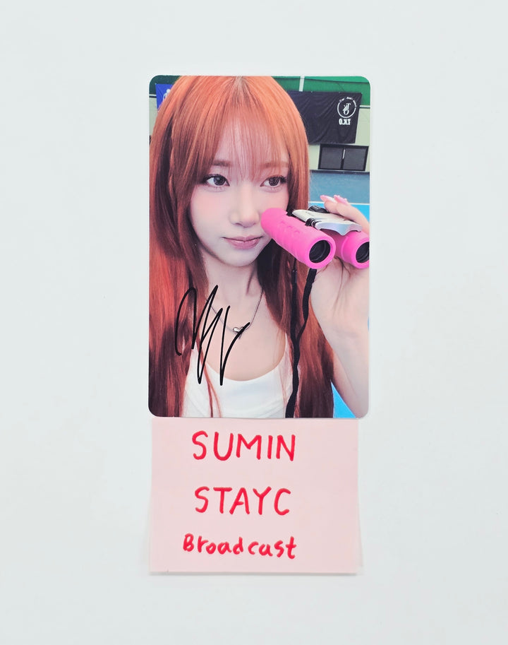 SUMIN (of StayC) "2:LOVE" - Hand Autographed(Signed) Broadcast Photocard [26.07.08]
