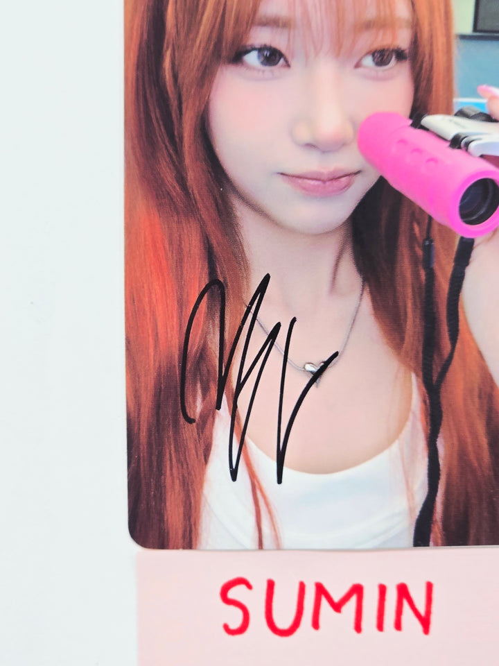 SUMIN (of StayC) "2:LOVE" - Hand Autographed(Signed) Broadcast Photocard [26.07.08]