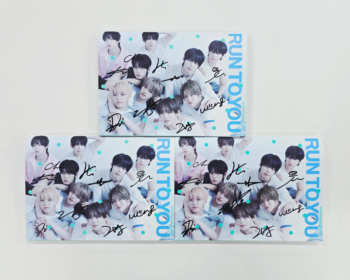 AHOF "RUN TO YOU" - Hand Autographed(Signed) Promo Album [26.07.09]