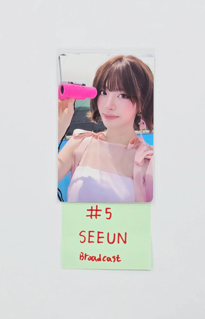 StayC "2:LOVE" - Broadcast Photocard [26.07.15]