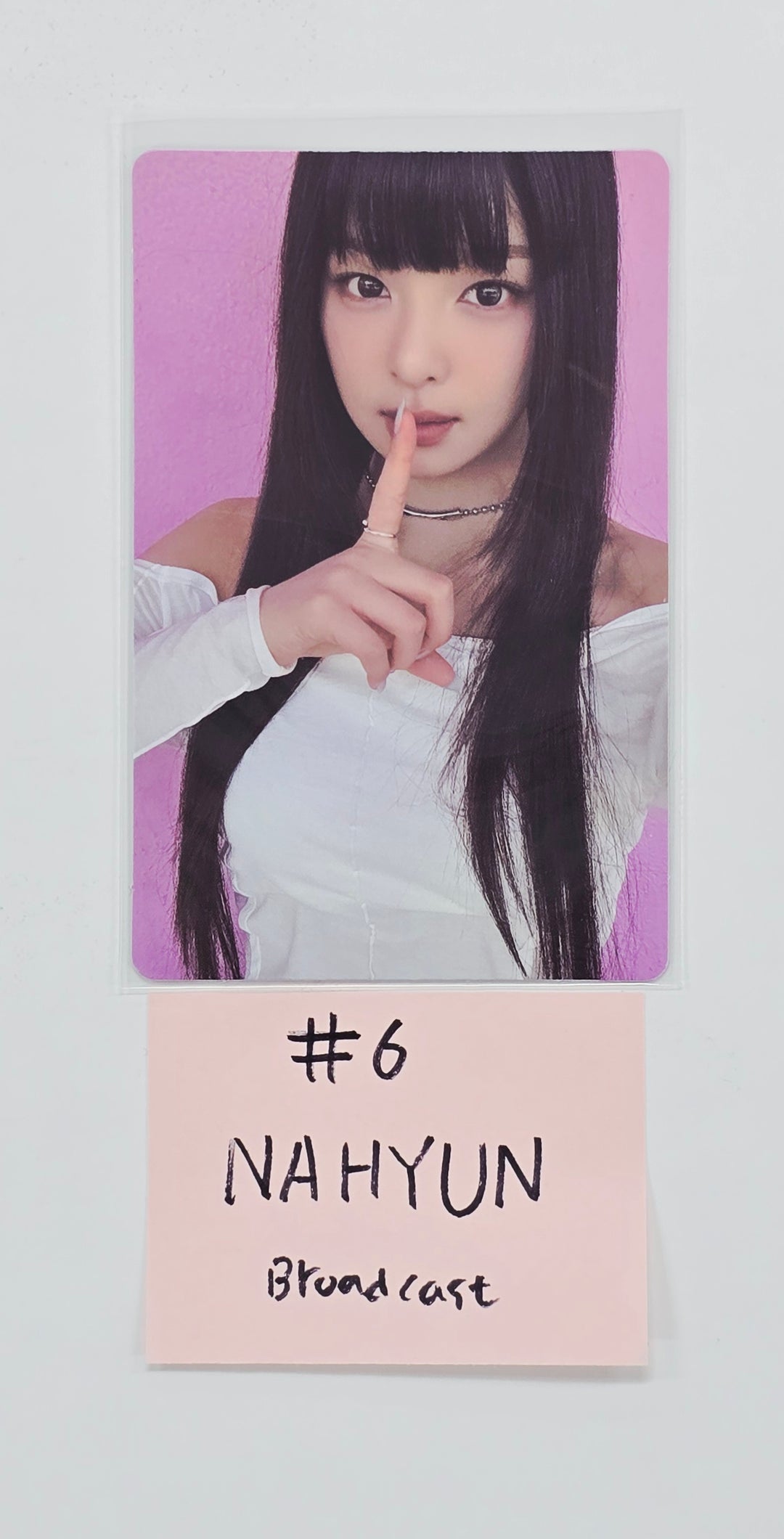 AtHeart - Broadcast Photocard [26.07.16]