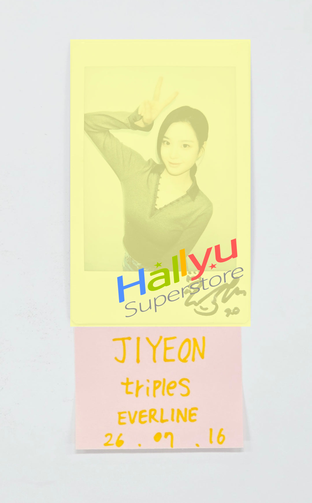 JIYEON (of TripleS) - Hand Autographed(Signed) Polaroid [26.07.16]