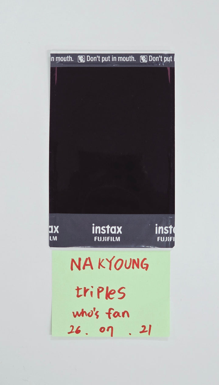 NAKYOUNG (of tripleS) - Hand Autographed(Signed) Polaroid [26.07.21]
