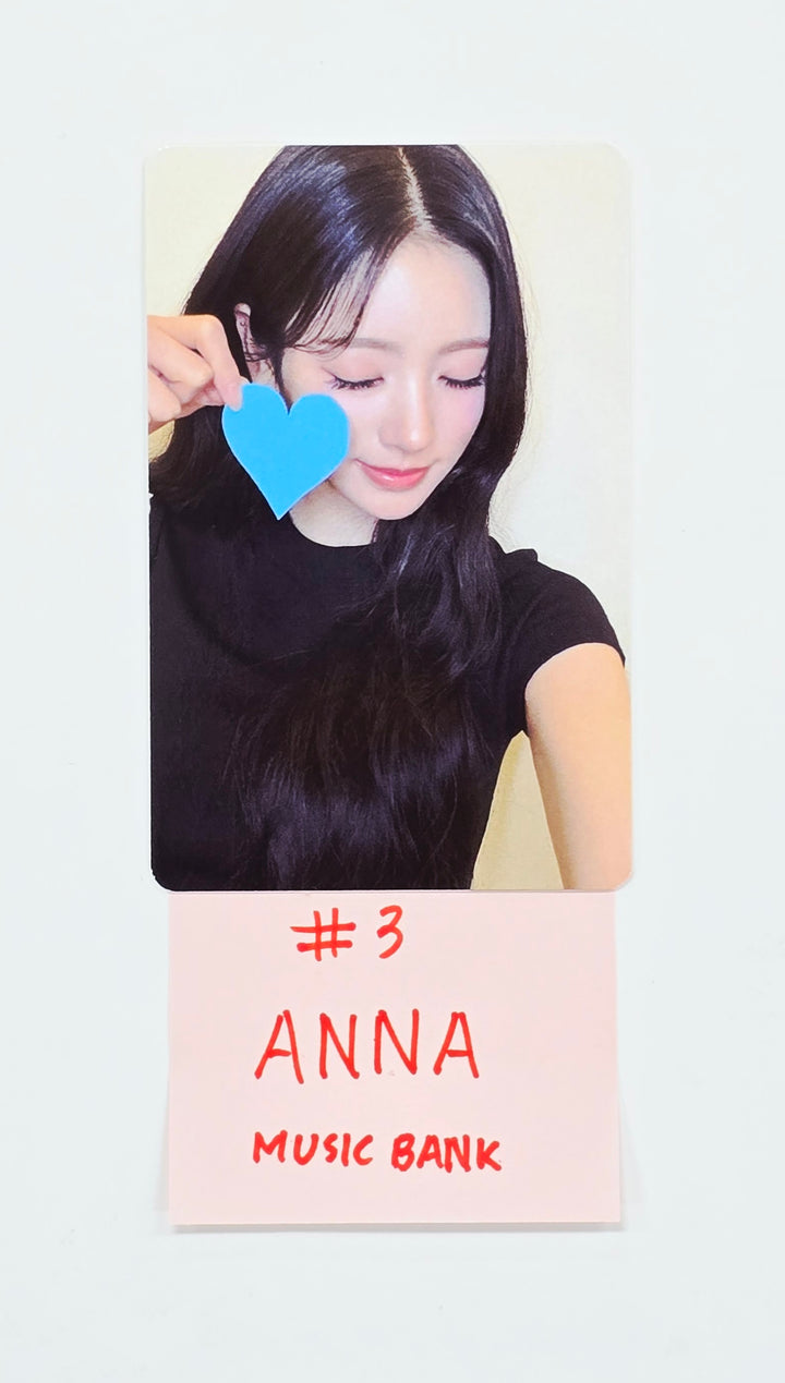MEOVV - Music Bank Broadcast Photocard [26.07.22]