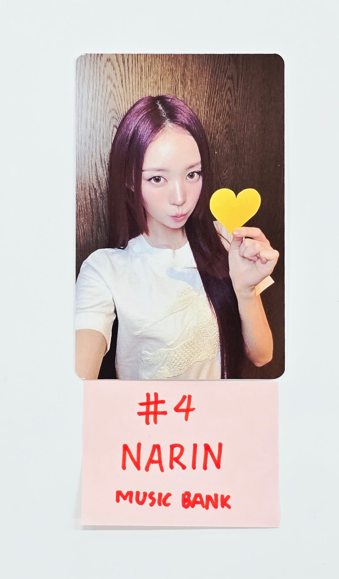 MEOVV - Music Bank Broadcast Photocard [26.07.22]