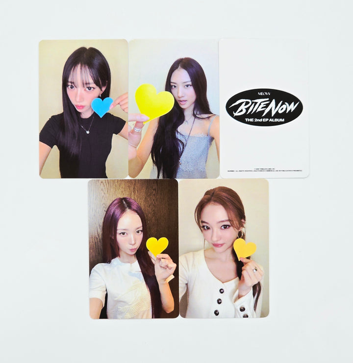 MEOVV - Music Bank Broadcast Photocard [26.07.22]