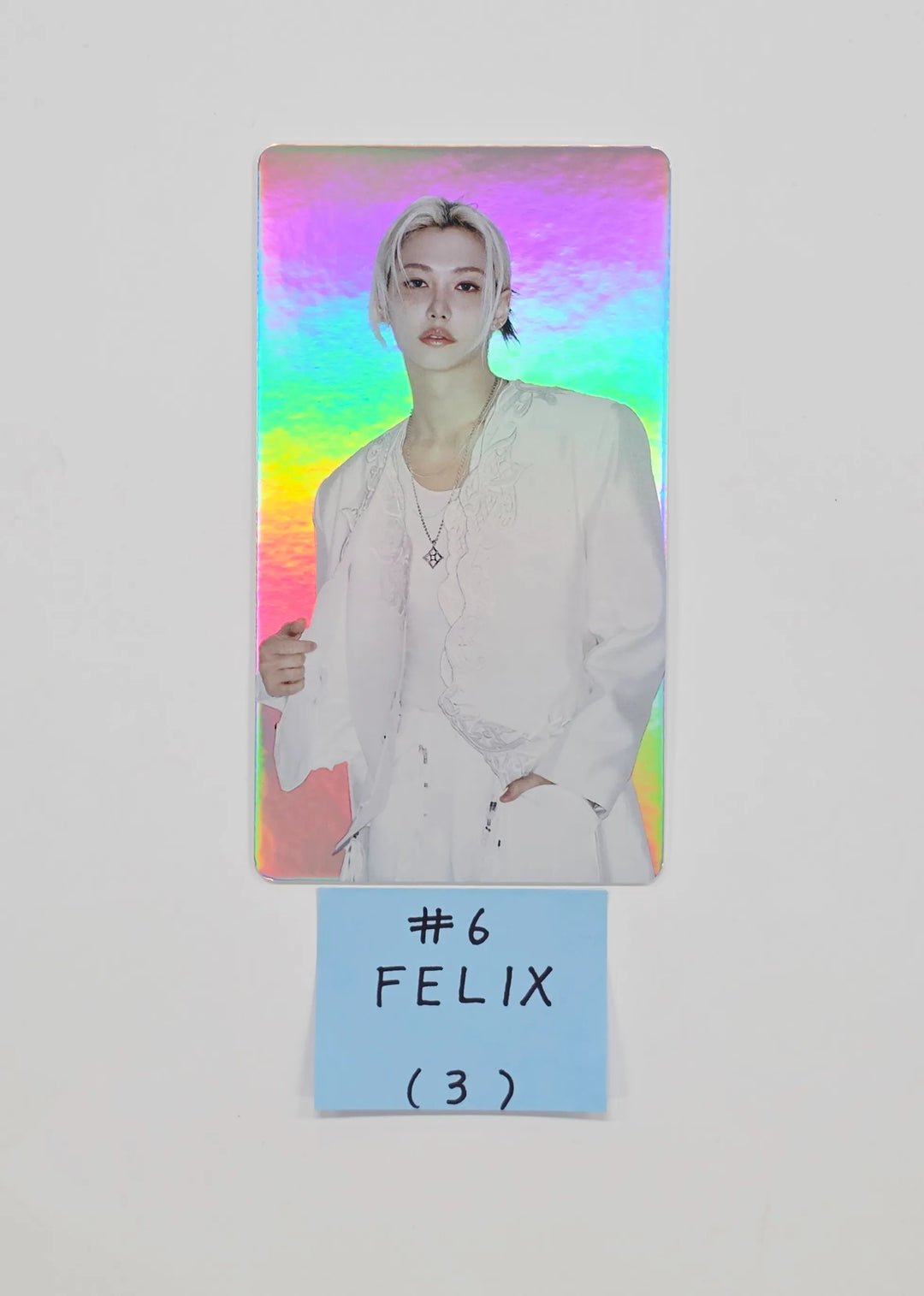 Stray Kids - Stray Kids World Tour [Run it] Special Trading Photocard [26.07.23][Restocked 07/24]