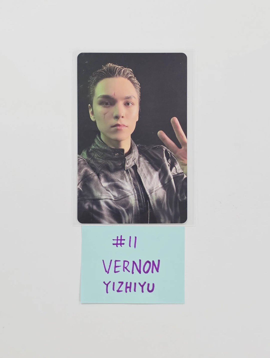 SEVENTEEN "HAPPY BURSTDAY" - YIZHIYU Fansign Event Photocard [26.07.23]