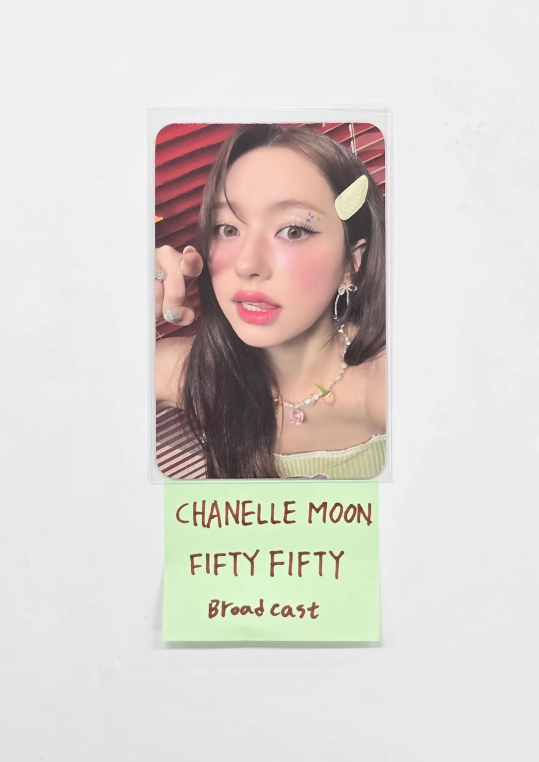 Chanelle Moon (of FIFTY FIFTY) - Broadcast Photocard [26.07.29]