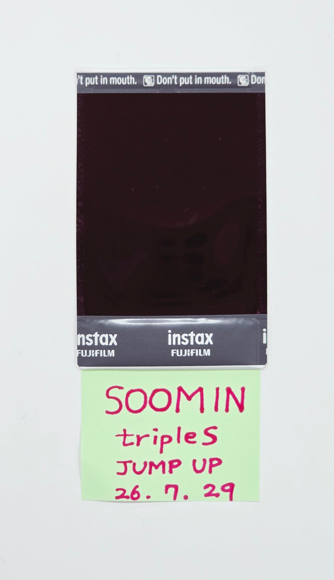 SooMin (of TripleS) - Hand Autographed(Signed) Polaroid [26.07.29]